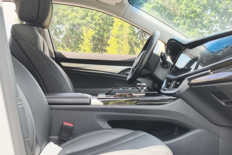 Used Geely Auto Emgrand GT New Energy 2018 1.5T PHEV Yao Ling Edition Interior 3