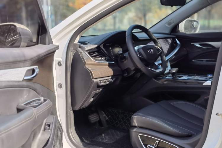 Used Geely Auto Emgrand GT New Energy 2018 1.5T PHEV Yaoxiang Edition Interior 5