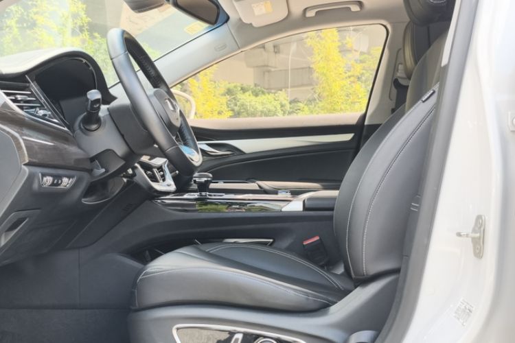 Used Geely Auto Emgrand GT New Energy 2018 1.5T PHEV Yao Ling Edition Interior 5
