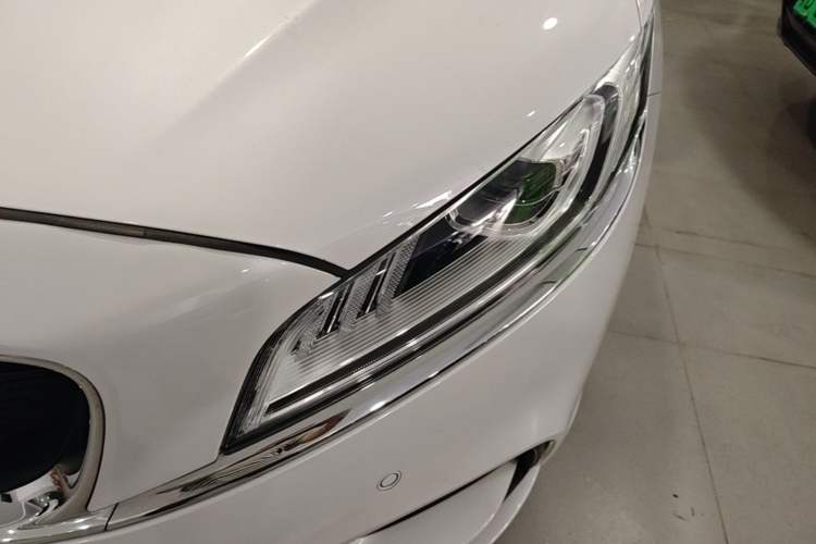 Used Geely Auto Emgrand GT New Energy 2018 1.5T PHEV Yao Ling Edition Left Front Headlight