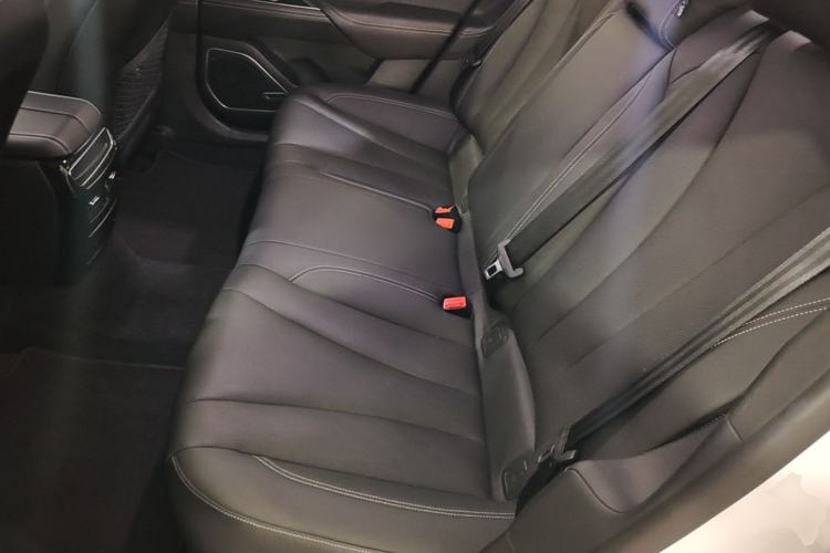 Used Geely Auto Emgrand GT New Energy 2018 1.5T PHEV Yao Ling Edition Left Rear Seat