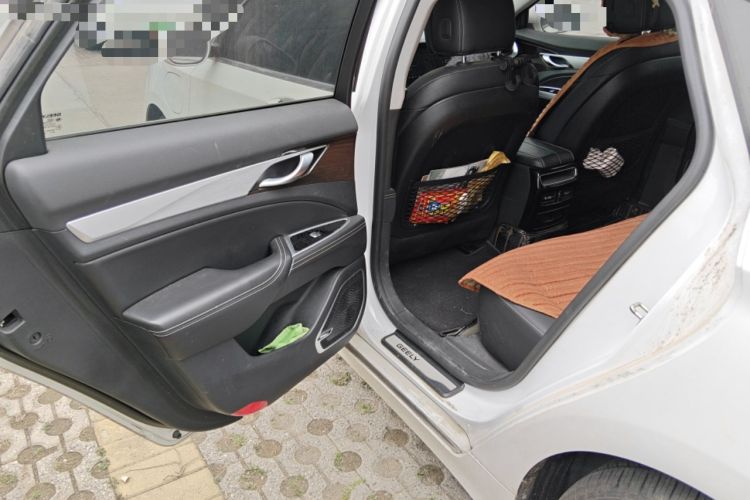 Used Geely Auto Emgrand GT New Energy 2018 1.5T PHEV Yaoxiang Edition Left Rear Seat