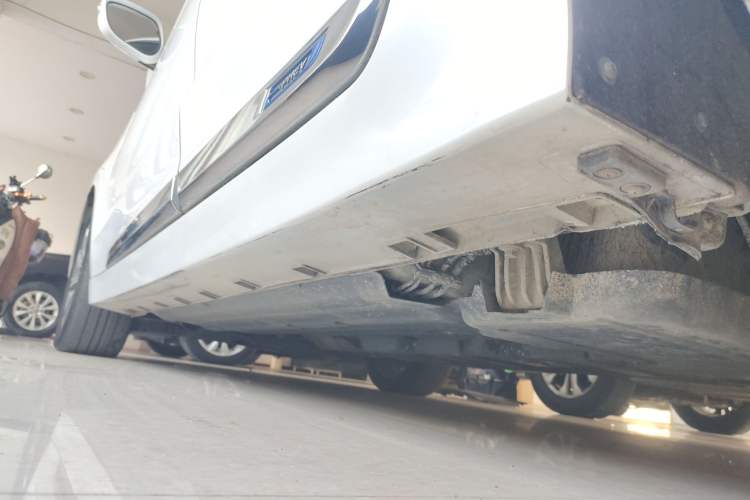 Used Geely Auto Emgrand GT New Energy 2018 1.5T PHEV Yaoxiang Edition Left Side Sill