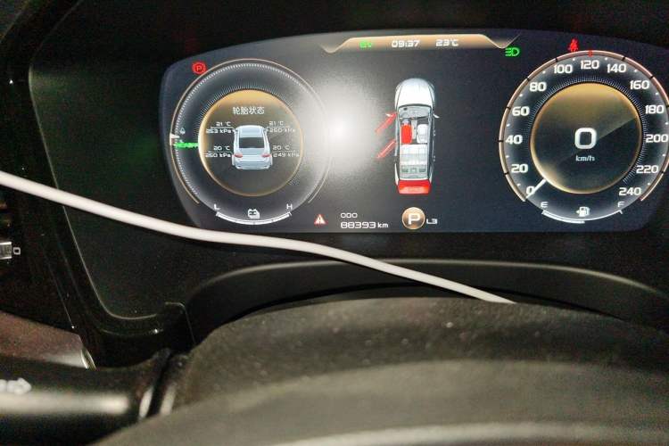 Used Geely Auto Emgrand GT New Energy 2018 1.5T PHEV Yao Ling Edition Odometer Close Up