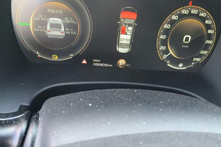 Used Geely Auto Emgrand GT New Energy 2018 1.5T PHEV Yaoxiang Edition Odometer Close Up