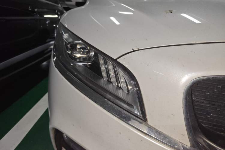Used Geely Auto Emgrand GT New Energy 2018 1.5T PHEV Yaoxiang Edition Right Front Headlight