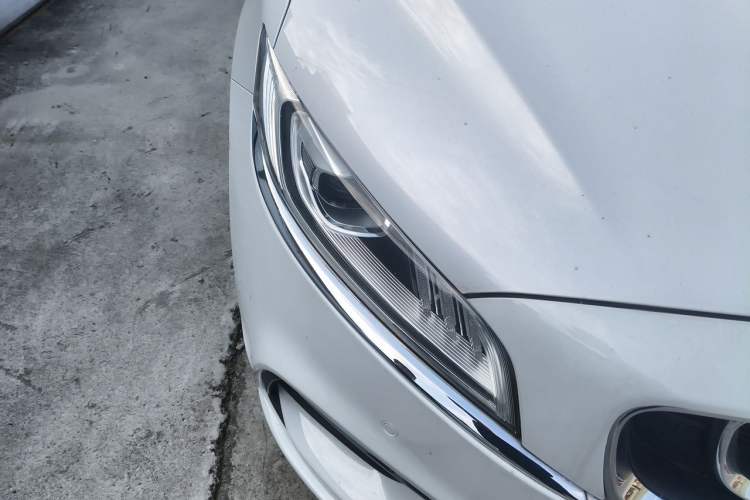 Used Geely Auto Emgrand GT New Energy 2018 1.5T PHEV Yao Ling Edition Right Front Headlight