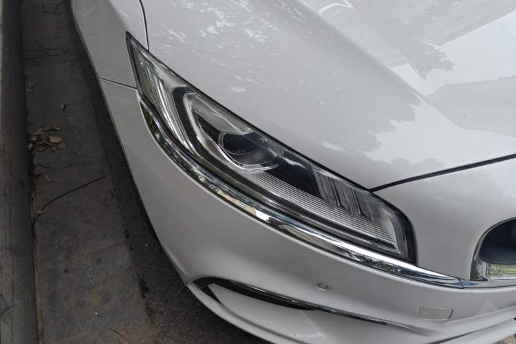 Used Geely Auto Emgrand GT New Energy 2018 1.5T PHEV Yao Ling Edition Right Front Headlight