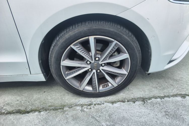 Used Geely Auto Emgrand GT New Energy 2018 1.5T PHEV Yao Ling Edition Right Front Wheel Hub