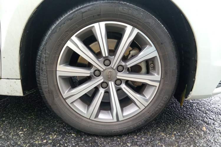 Used Geely Auto Emgrand GT New Energy 2018 1.5T PHEV Yaoxiang Edition Right Front Wheel Hub