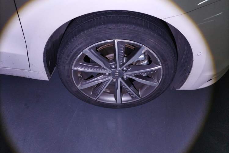 Used Geely Auto Emgrand GT New Energy 2018 1.5T PHEV Yao Ling Edition Right Front Wheel Hub
