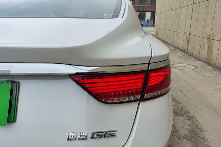 Used Geely Auto Emgrand GT New Energy 2018 1.5T PHEV Yaoxiang Edition Right Rear Taillight