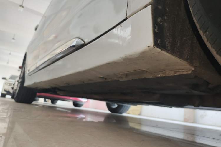 Used Geely Auto Emgrand GT New Energy 2018 1.5T PHEV Yaoxiang Edition Right Side Sill