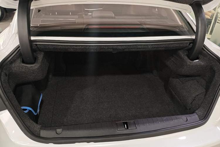 Used Geely Auto Emgrand GT New Energy 2018 1.5T PHEV Yao Ling Edition Trunk