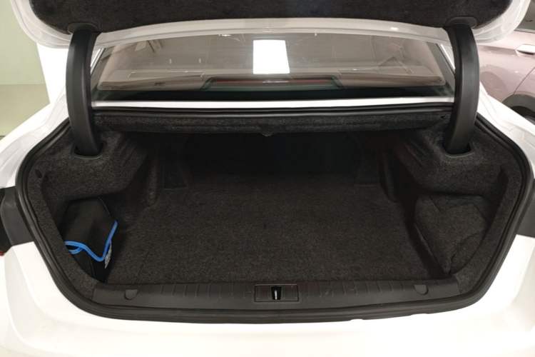 Used Geely Auto Emgrand GT New Energy 2018 1.5T PHEV Yao Ling Edition Trunk