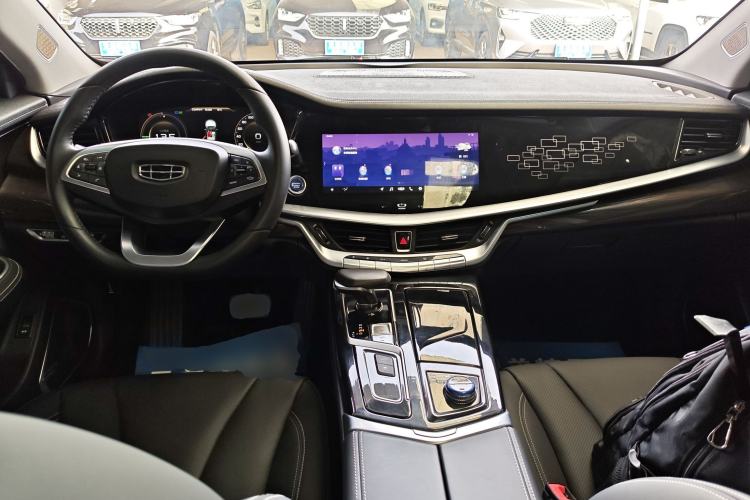 Used Geely Auto Emgrand GT New Energy 2020 1.5T PHEV Yaoxiang Edition Center Console