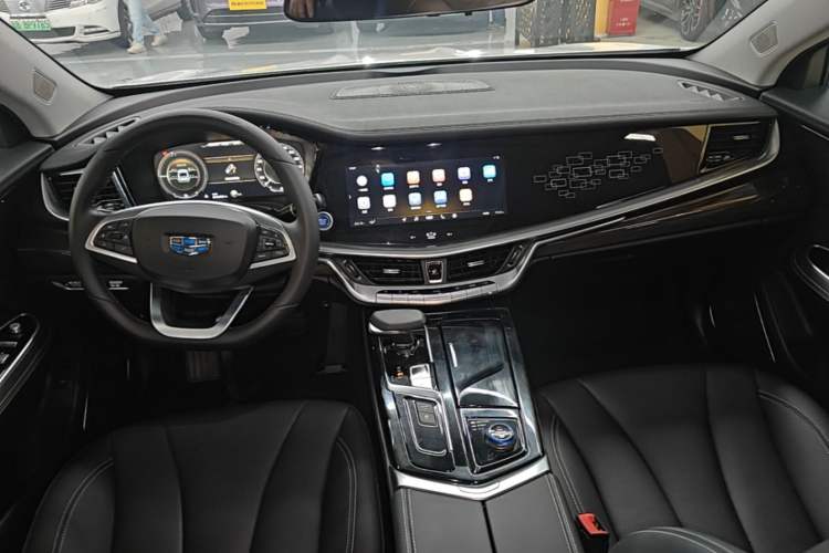 Used Geely Auto Emgrand GT New Energy 2020 1.5T PHEV Yaoxiang Edition Center Console
