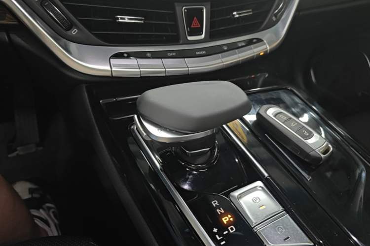 Used Geely Auto Emgrand GT New Energy 2020 1.5T PHEV Yaoxiang Edition Gear Lever