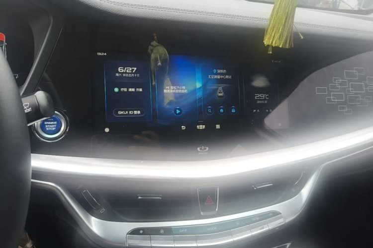 Used Geely Auto Emgrand GT New Energy 2021 1.5T ePro Enjoyment Edition Audio And AC Panel