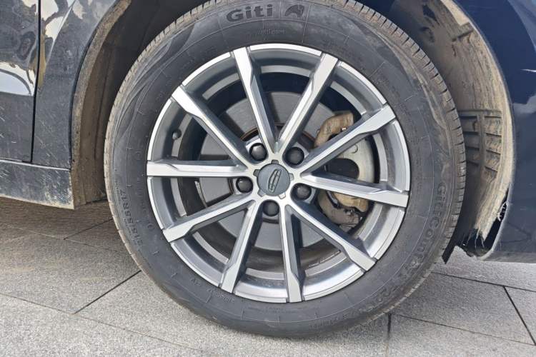 Used Geely Auto Emgrand GT New Energy 2021 1.5T ePro Elite Edition Right Front Wheel Hub