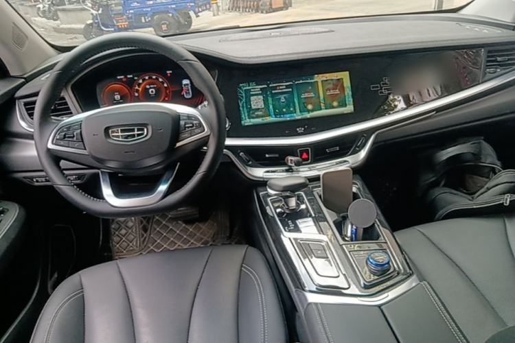 Used Geely Auto Emgrand GT New Energy 2021 1.5T ePro Enjoyment Edition Center Console