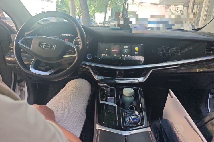 Used Geely Auto Emgrand GT New Energy 2021 1.5T ePro Elite Edition Center Console