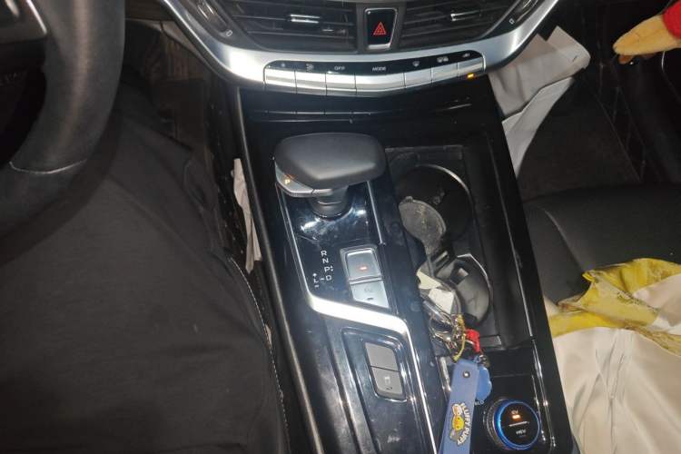 Used Geely Auto Emgrand GT New Energy 2021 1.5T ePro Elite Edition Gear Lever