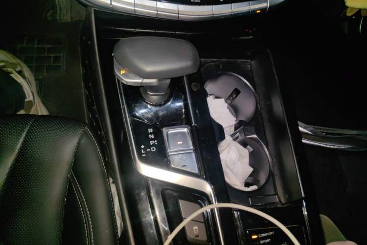 Used Geely Auto Emgrand GT New Energy 2021 1.5T ePro Elite Edition Gear Lever