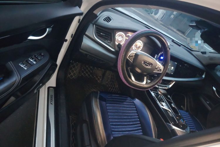 Used Geely Auto Emgrand GT New Energy 2021 1.5T ePro Enjoyment Edition Interior 3