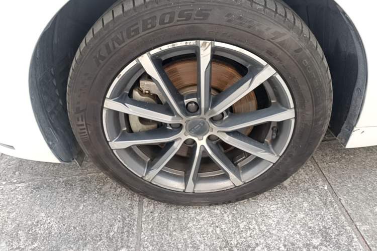 Used Geely Auto Emgrand GT New Energy 2021 1.5T ePro Elite Edition Left Front Wheel Hub