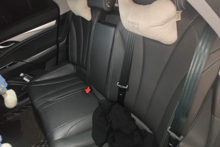 Used Geely Auto Emgrand GT New Energy 2021 1.5T ePro Elite Edition Left Rear Seat