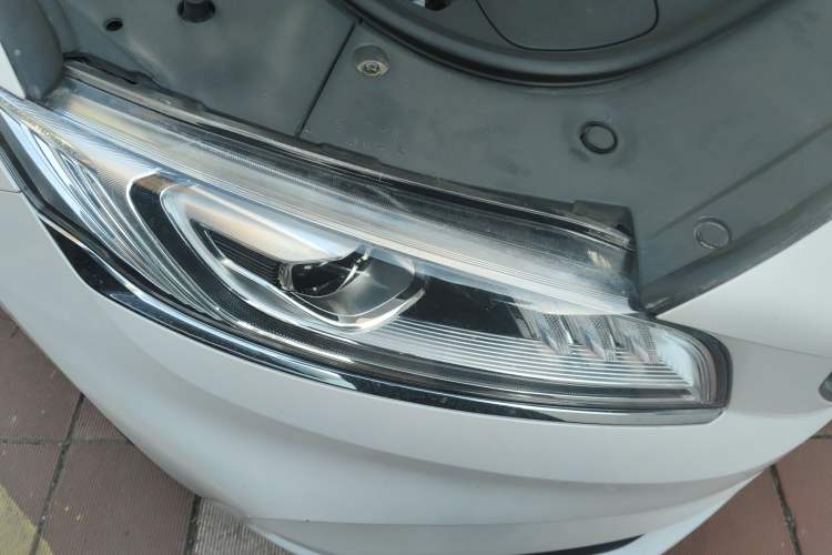 Used Geely Auto Emgrand GT New Energy 2021 1.5T ePro Elite Edition Right Front Headlight
