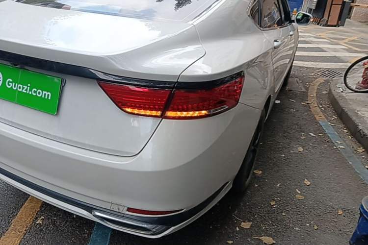 Used Geely Auto Emgrand GT New Energy 2021 1.5T ePro Enjoyment Edition Right Rear Taillight