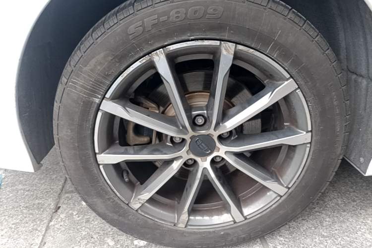 Used Geely Auto Emgrand GT New Energy 2021 1.5T ePro Elite Edition Right Rear Wheel Hub