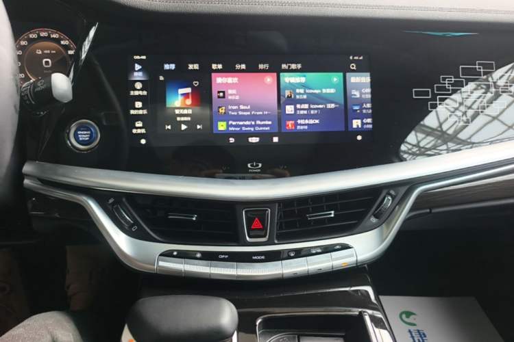 Used Geely Auto Emgrand GT New Energy 2022 1.5T PHEV Extended Range Prestige Version Audio And AC Panel