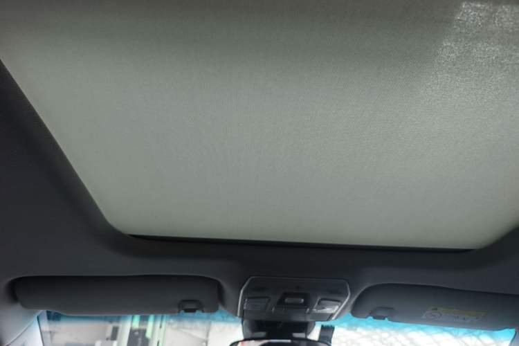 Used Geely Auto Emgrand GT New Energy 2022 1.5T PHEV Extended Range Prestige Version Headliner