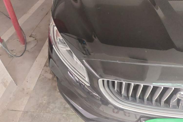 Used Geely Auto Emgrand GT New Energy 2022 1.5T PHEV Extended Range Prestige Version Right Front Headlight