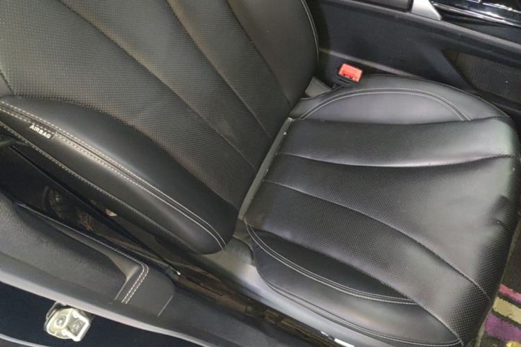 Used Geely Auto Emgrand GT New Energy 2022 1.5T PHEV Extended Range Prestige Version Right Front Seat