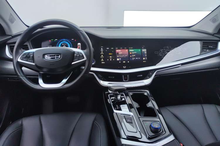 Used Geely Auto Emgrand GT New Energy 2022 1.5T PHEV Extended Range Luxury Version Center Console
