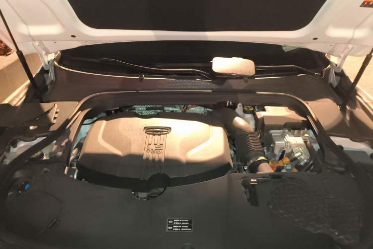Used Geely Auto Emgrand GT New Energy 2022 1.5T PHEV Extended Range Prestige Version Engine Bay