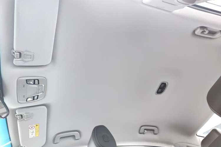 Used Geely Auto Emgrand GT New Energy 2022 1.5T PHEV Extended Range Luxury Version Headliner