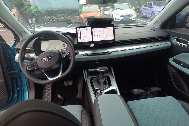 Used Geely Auto Emgrand L 2022 1.4T CVT Ultimate Model Interior 2