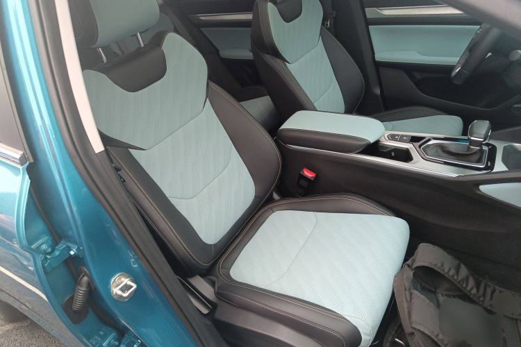Used Geely Auto Emgrand L 2022 1.4T CVT Ultimate Model Right Front Seat