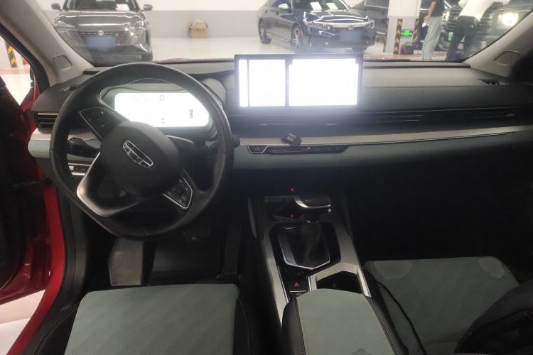 Used Geely Auto Emgrand L 2022 1.4T CVT Ultimate Model Center Console
