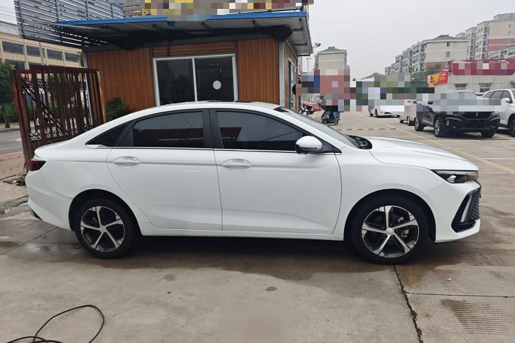 Used Geely Auto Emgrand L 2022 1.4T CVT Flagship Edition Exterior 2