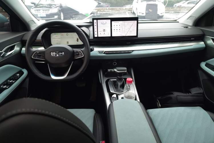 Used Geely Auto Emgrand L 2022 1.4T CVT Ultimate Model Center Console