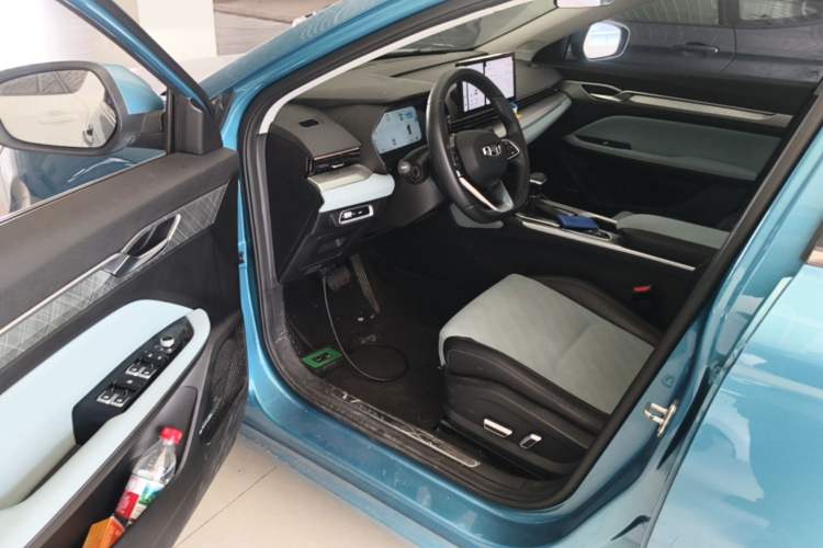 Used Geely Auto Emgrand L 2022 1.4T CVT Ultimate Model Driver Seat