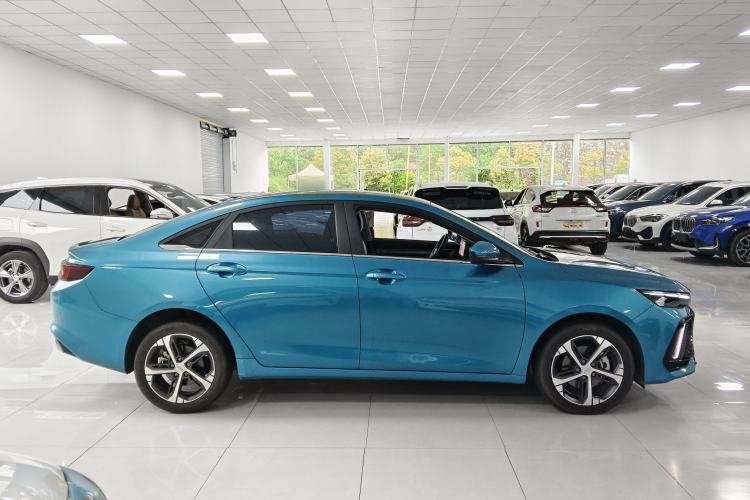 Used Geely Auto Emgrand L 2022 1.4T CVT Flagship Edition Exterior 2
