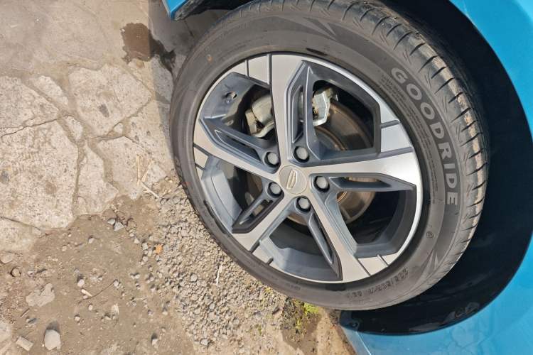 Used Geely Auto Emgrand L 2022 1.4T CVT Flagship Edition Exterior 4