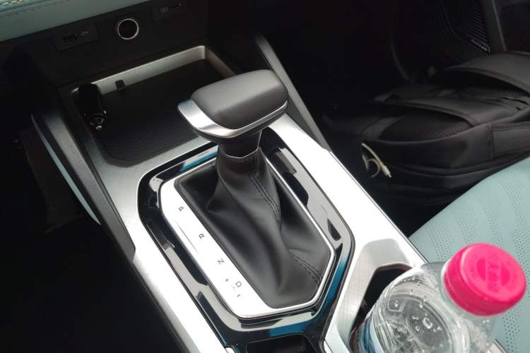 Used Geely Auto Emgrand L 2022 1.4T CVT Ultimate Model Gear Lever